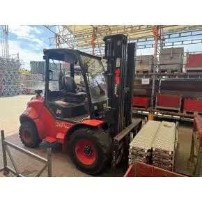 HC FD30RT - Motortrucks