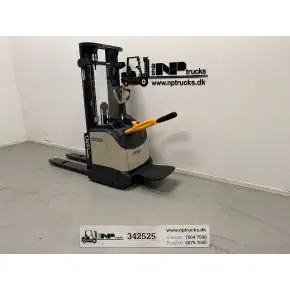 Crown ET4000-1,2 - Selvk&oslash;rende stablere